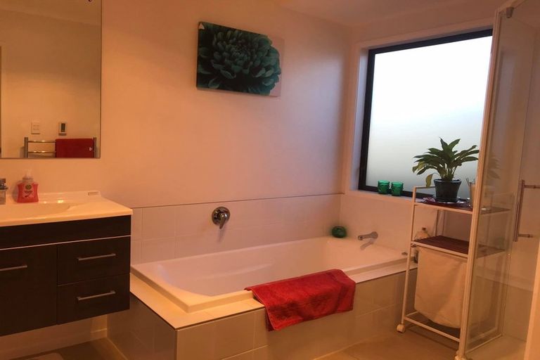 Photo of property in 13 Jules Crescent, Bell Block, New Plymouth, 4312