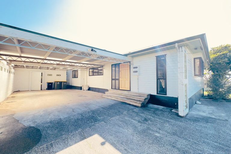 Photo of property in 83a Glengarry Road, Glen Eden, Auckland, 0602