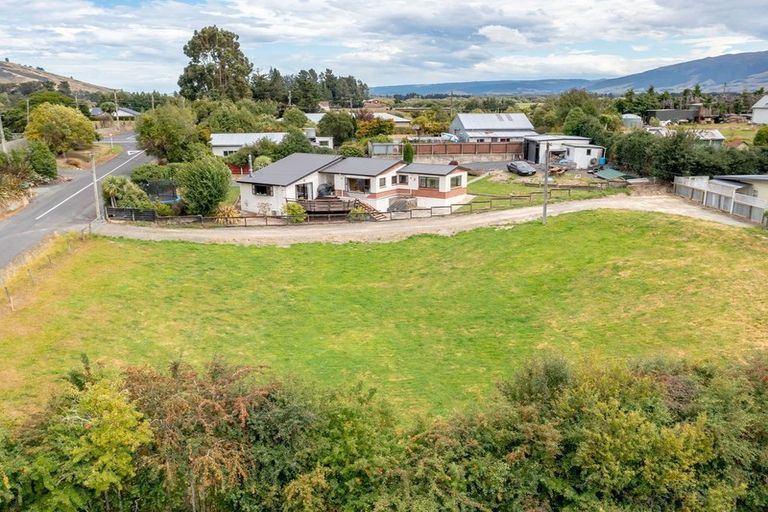 Photo of property in 15 Snowdon Street, Allanton, Mosgiel, 9092