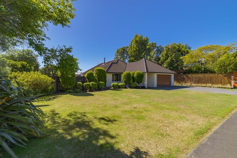 Photo of property in 12 Westview Crescent, West Melton, 7618