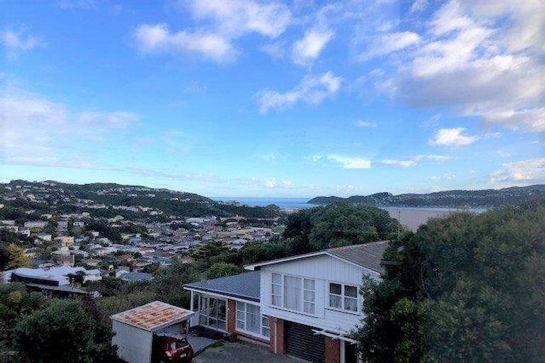 Photo of property in 21 Seatoun Heights Road, Miramar, Wellington, 6022