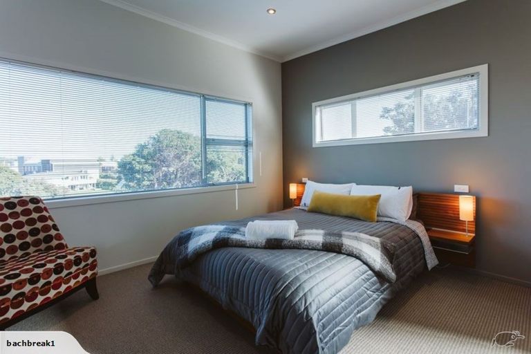 Photo of property in The Strand, 8/16 Ronald Street, Strandon, New Plymouth, 4312