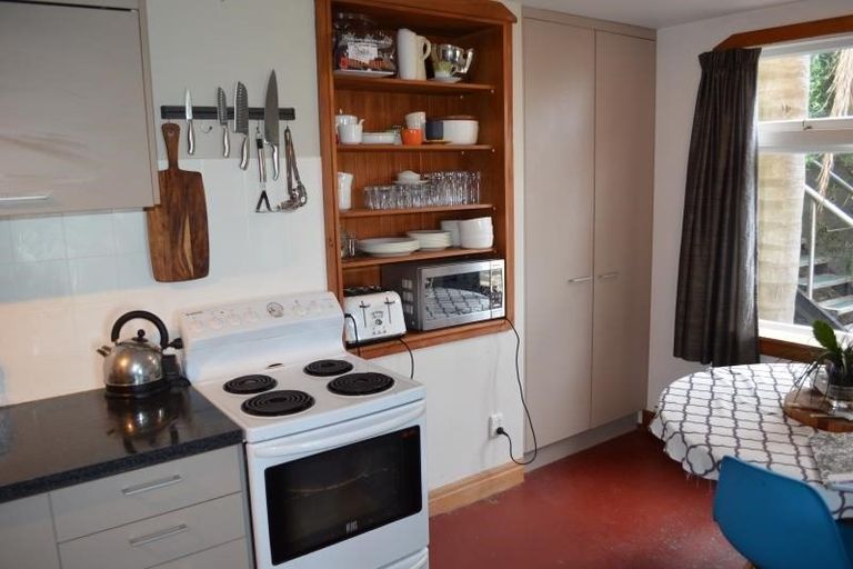 Photo of property in 85 Princes Street, Northcote Point, Auckland, 0627