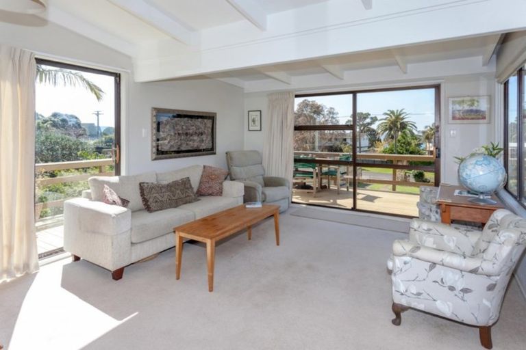Photo of property in 4 Harsant Avenue, Hahei, Whitianga, 3591