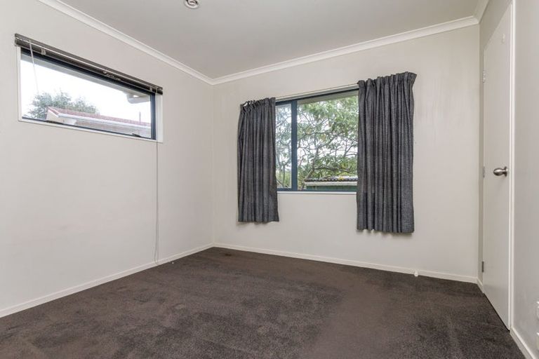 Photo of property in 45 Borich Road, Sunnyvale, Auckland, 0612