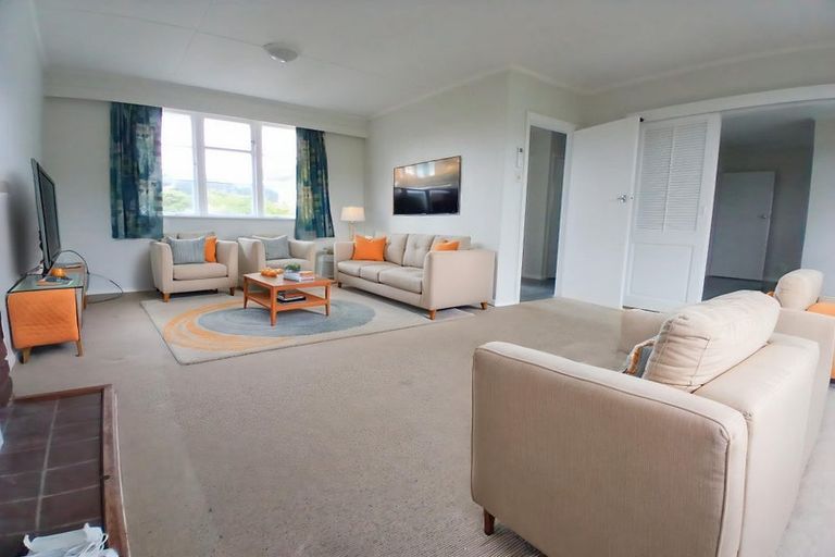 Photo of property in 56 Tarawera Road, Johnsonville, Wellington, 6037