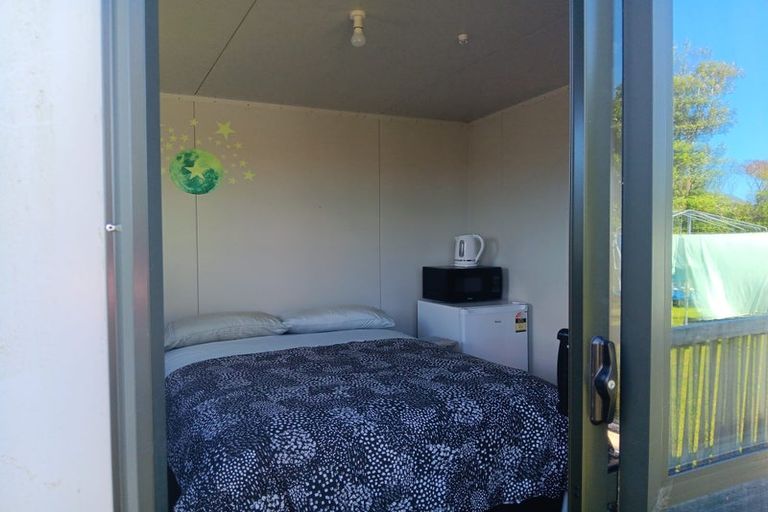 Photo of property in 240 Dowse Drive, Maungaraki, Lower Hutt, 5010