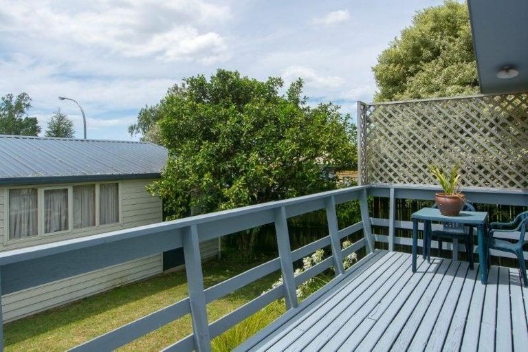 Photo of property in 2 Neil Place, Gate Pa, Tauranga, 3112