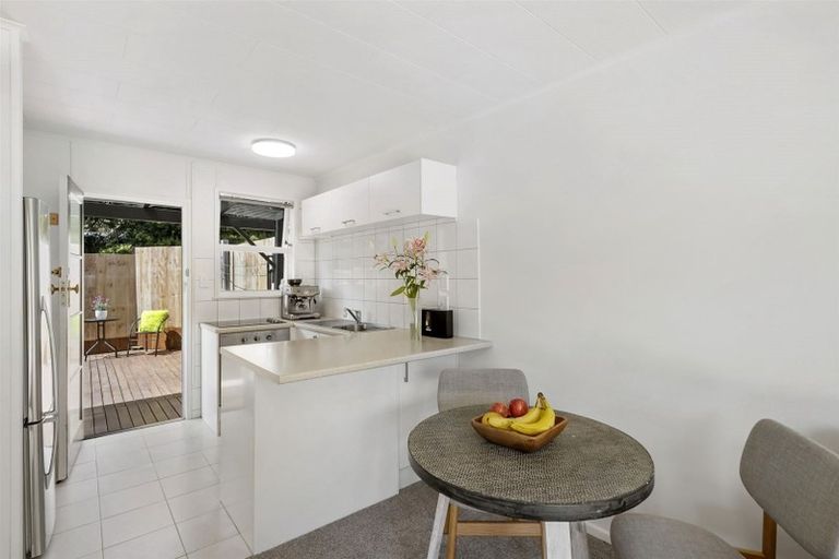 Photo of property in 1/126 Stredwick Drive, Torbay, Auckland, 0630
