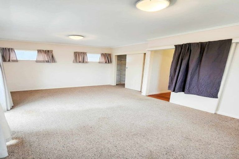 Photo of property in 38 Glengarry Road, Glen Eden, Auckland, 0602