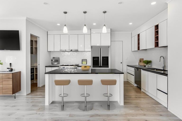 Photo of property in 2 Kukari Close, Flagstaff, Hamilton, 3210