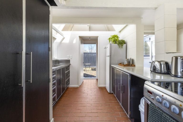 Photo of property in 2 Marnane Terrace, St Andrews, Hamilton, 3200