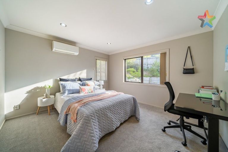 Photo of property in 295a Maungaraki Road, Maungaraki, Lower Hutt, 5010