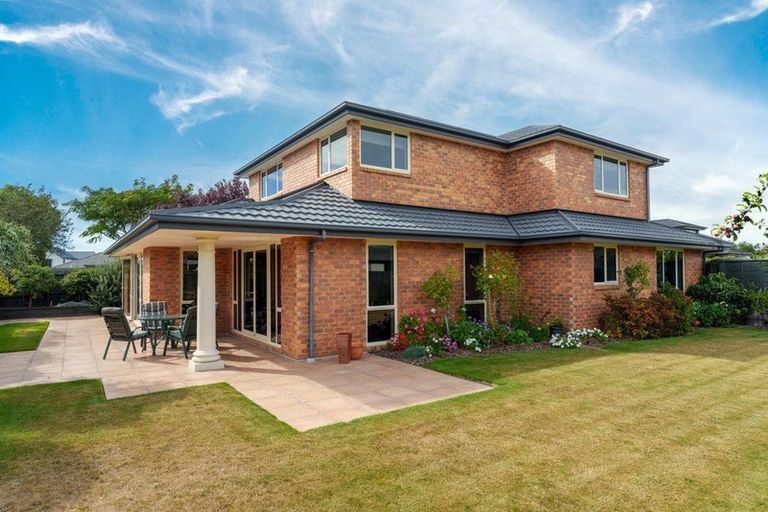 Photo of property in 9 Saint Clair Close, Harewood, Christchurch, 8051