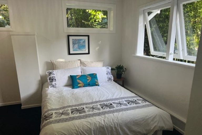 Photo of property in 537 South Titirangi Road, Titirangi, Auckland, 0604