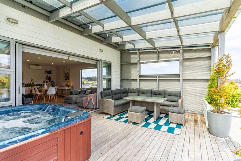 Photo of property in 14 Parklands Avenue, Mangawhai Heads, Mangawhai, 0505