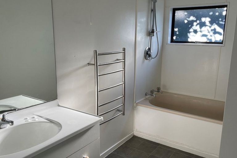 Photo of property in 2c Coles Place, St Albans, Christchurch, 8014