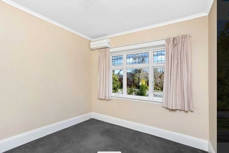 Photo of property in 6 Norwood Street, Beckenham, Christchurch, 8023