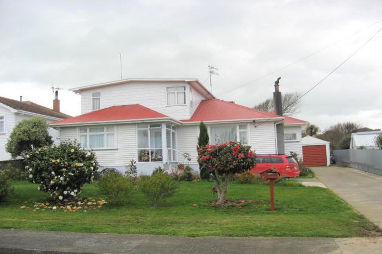 Photo of property in 8 Paisley Street, Levin, 5510