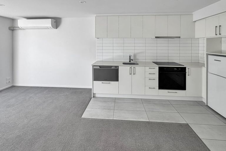 Photo of property in 6/90 Edgeware Road, St Albans, Christchurch, 8014