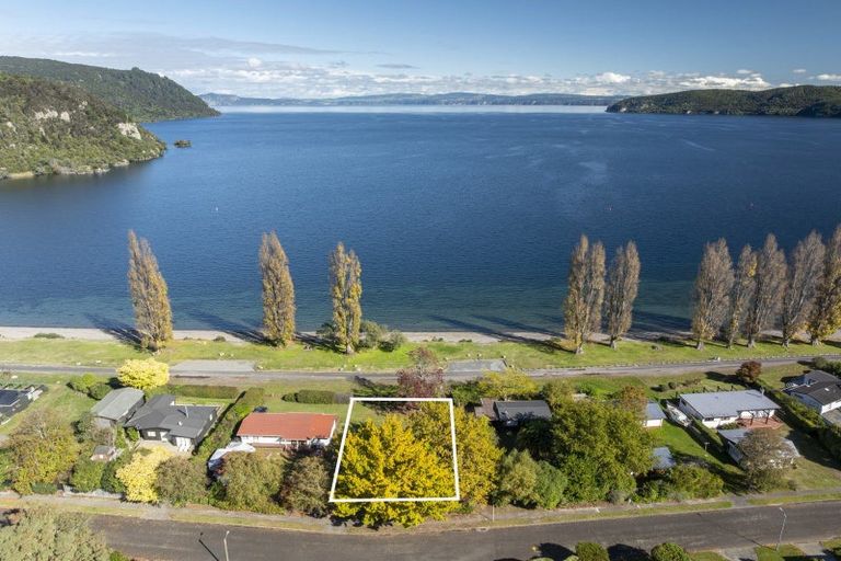 Photo of property in 11 Keitha Place, Kinloch, Taupo, 3377