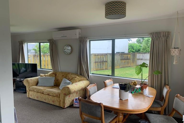 Photo of property in 19 Nevada Road, Silverdale, Hamilton, 3216