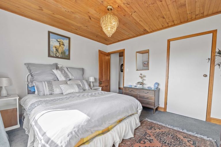 Photo of property in 92 Hickman Road, Onaero, Urenui, 4375