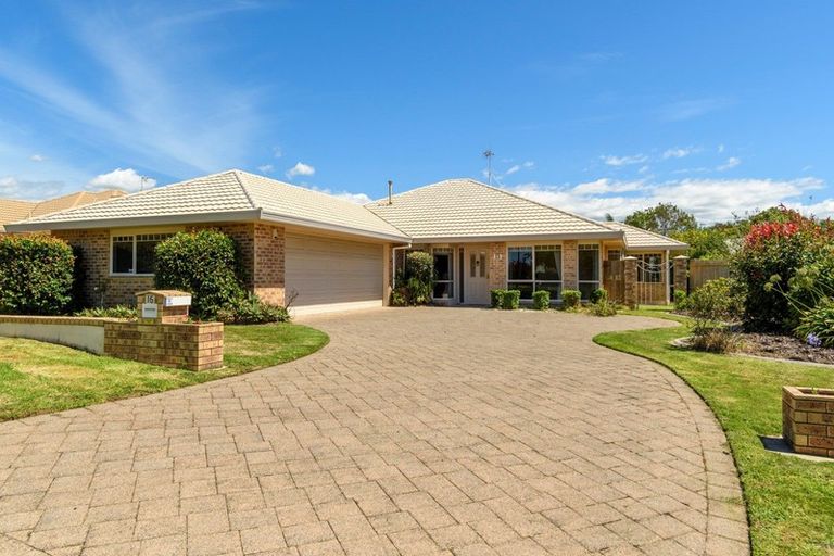 Photo of property in 15 Huntington Drive, Bethlehem, Tauranga, 3110