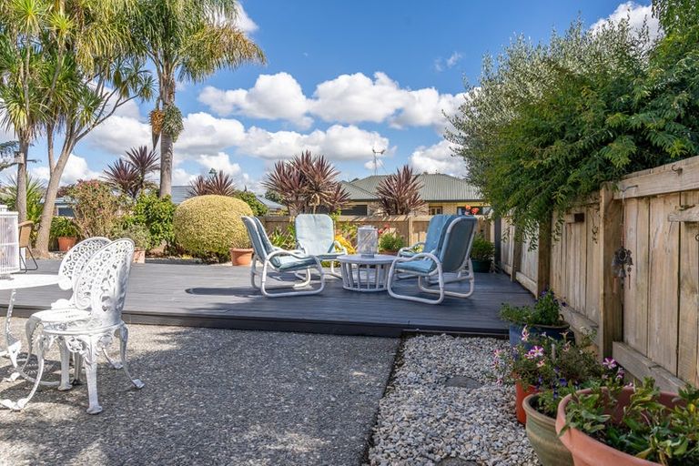 Photo of property in 35 Northmeadow Drive, Rototuna, Hamilton, 3210