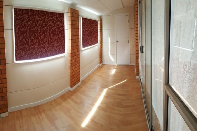 Photo of property in 28 Delaware Crescent, Russley, Christchurch, 8042