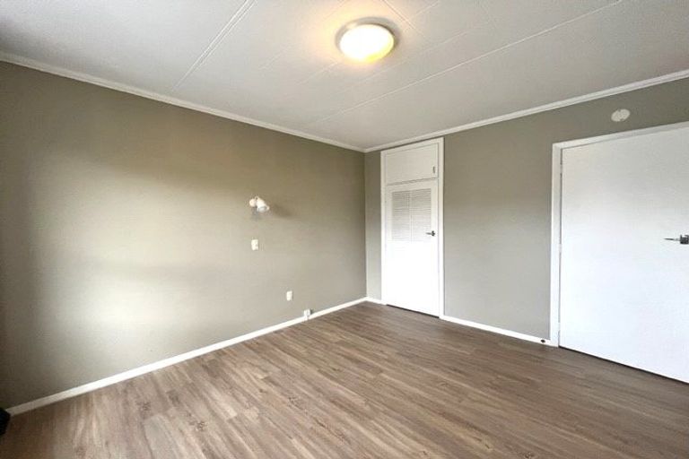 Photo of property in 1/8 Derwent Lee Grove, Epuni, Lower Hutt, 5011