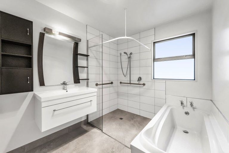 Photo of property in 8b Taiaroa Place, Southbridge, 7602