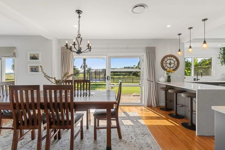 Photo of property in 294 Clevedon Kawakawa Road, Clevedon, Papakura, 2585