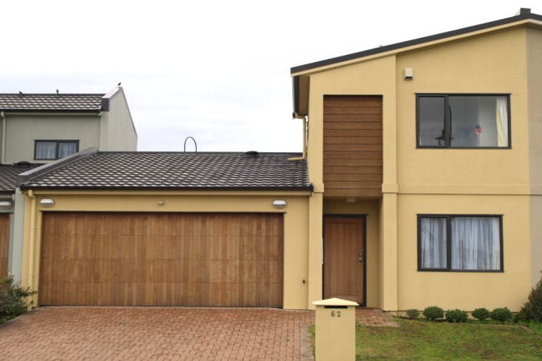 Photo of property in 62 Tiger Drive, Golflands, Auckland, 2013