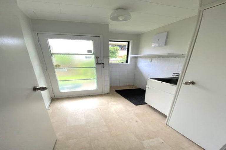 Photo of property in 30 Glastron Place, Bayview, Auckland, 0629