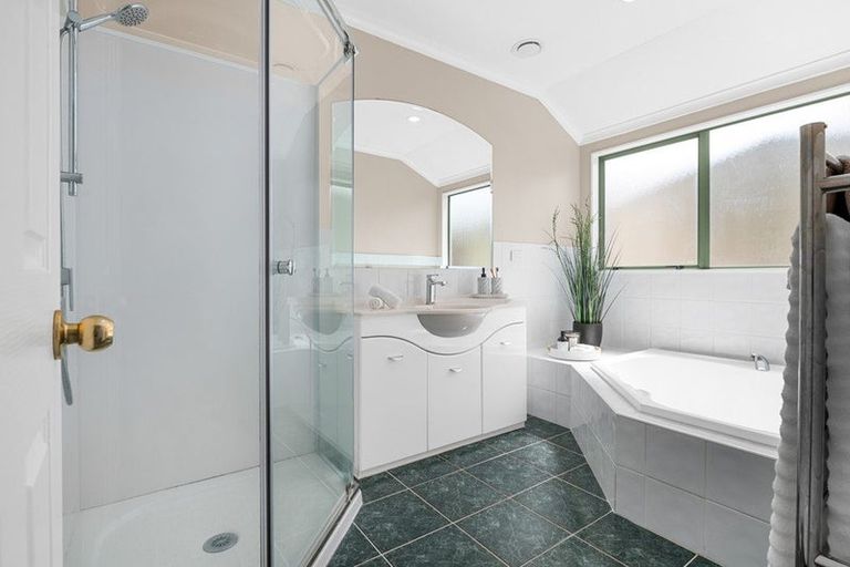 Photo of property in 49 Cairns Crescent, Rototuna, Hamilton, 3210