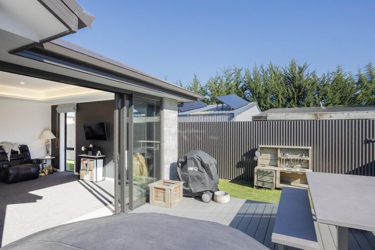 Photo of property in 68 Park Street, Winton, 9720