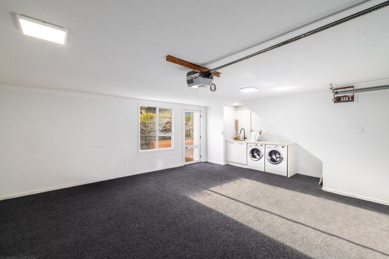 Photo of property in 2/212 Springfield Road, St Albans, Christchurch, 8014