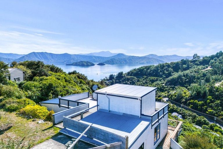 Photo of property in 9 Cooks Ridge, Waikawa, Picton, 7281