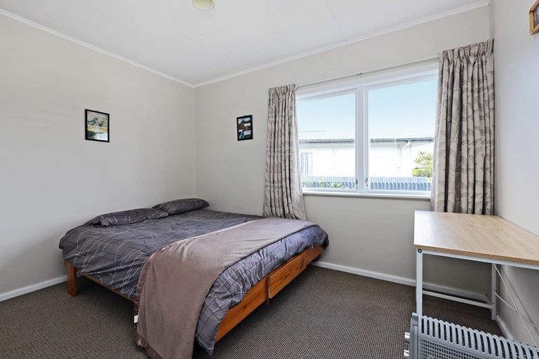 Photo of property in 2 Alexander Avenue, Onekawa, Napier, 4110