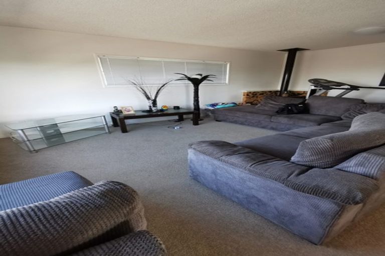 Photo of property in 203 Royal Road, Massey, Auckland, 0614