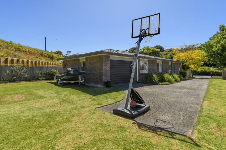 Photo of property in 4 Beach Grove, Omokoroa, 3114