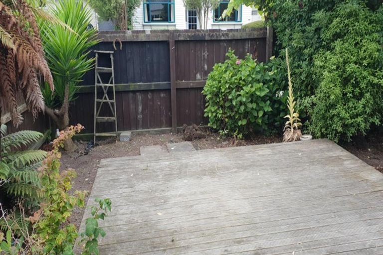 Photo of property in 8 Bass Street, Woolston, Christchurch, 8062