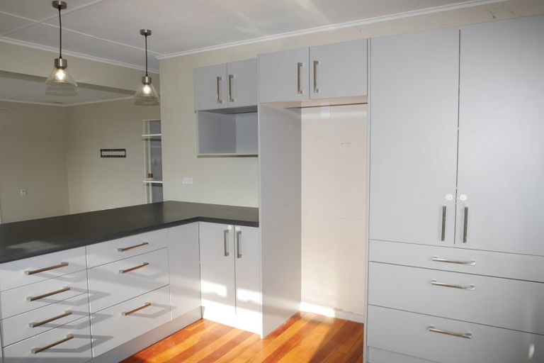 Photo of property in 66 Makarini Street, Paraparaumu, 5032