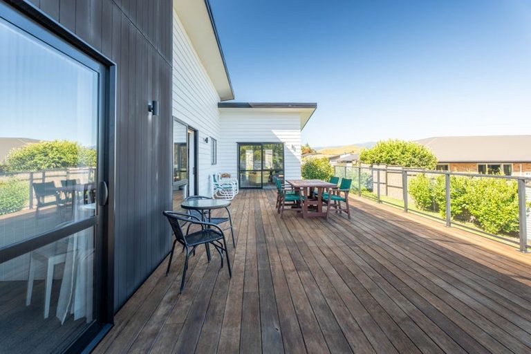 Photo of property in 7 Pohutukawa Place, Pohara, Takaka, 7183