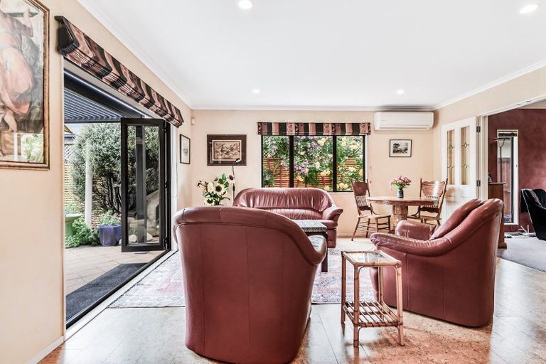 Photo of property in 13 Cranbrook Place, Rototuna North, Hamilton, 3210