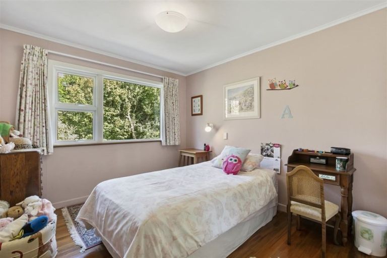 Photo of property in 19 Zion Road, Birkenhead, Auckland, 0626