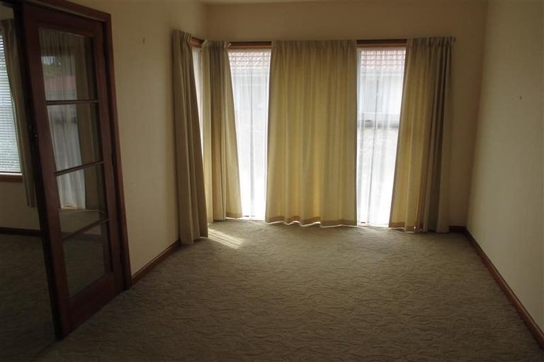 Photo of property in 23 Renfrew Street, Upper Riccarton, Christchurch, 8041