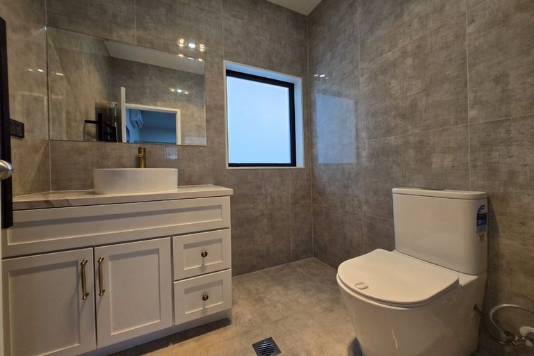 Photo of property in 190 Oraha Road, Kumeu, 0892