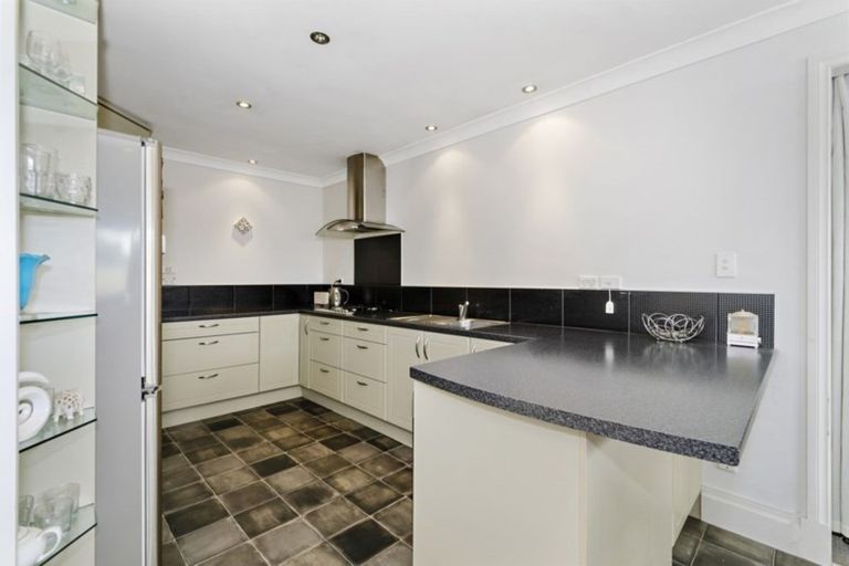 Photo of property in 56 Opaheke Road, Opaheke, Papakura, 2113